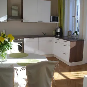  Apartment In Center - Morassi